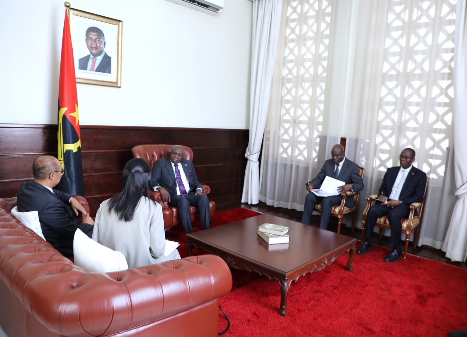 ANGOLA E CHINA  AVALIAM COOPERAÇÃO ESTRATÉGICA DE INTERESSE COMUM