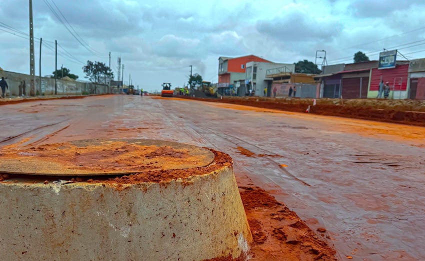 REABILITAÇÃO DA RUA DO CALEMBA 2 TEM COMO PRAZO DE 15 MESES DE CONCLUSÃO