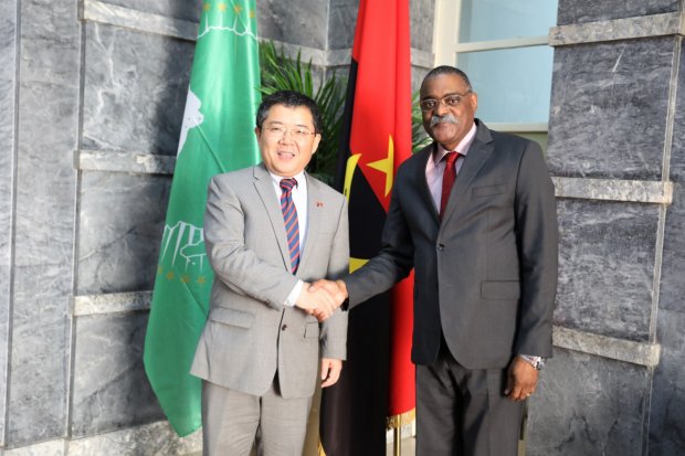 ANGOLA E CHINA PREPARAM REUNIÃO DE COOPERAÇÃO ECONÓMICA