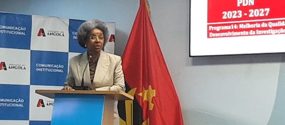 EXECUTIVO REFORÇA APOSTA NA FORMAÇÃO DE INVESTIGADORES E PROFISSIONAIS ANGOLANOS