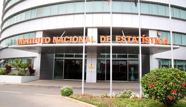 TAXA DE  EMPREGO  CRESCE 1,3% NO  QUARTO TRIMESTRE