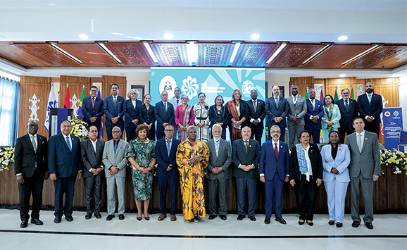 ANGOLA APRESENTA AVANÇOS NA MODERNIZAÇÃO ADMINISTRATIVA PÚBLICA