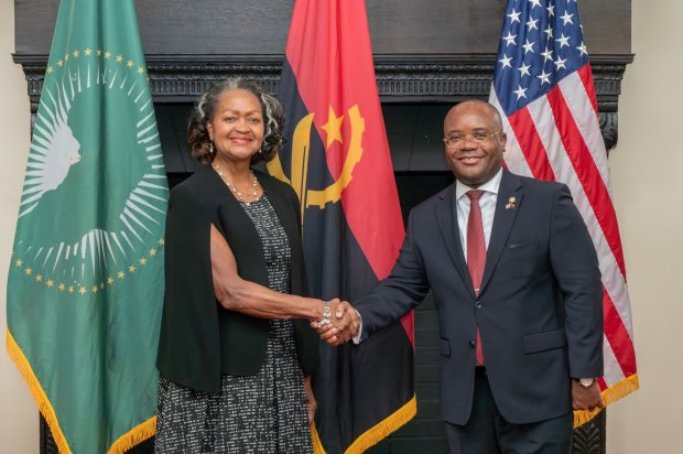 "A CIMEIRA EUA ÁFRICA É UMA OPORTUNIDADE PARA ANGOLA MOSTRAR AS POTENCIALIDADES”