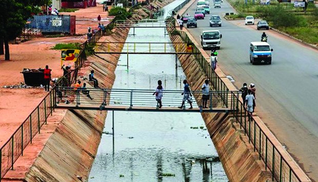 GOVERNO PROVINCIAL DE LUANDA PRIORIZA DRENANGEM NO CAZENGA
