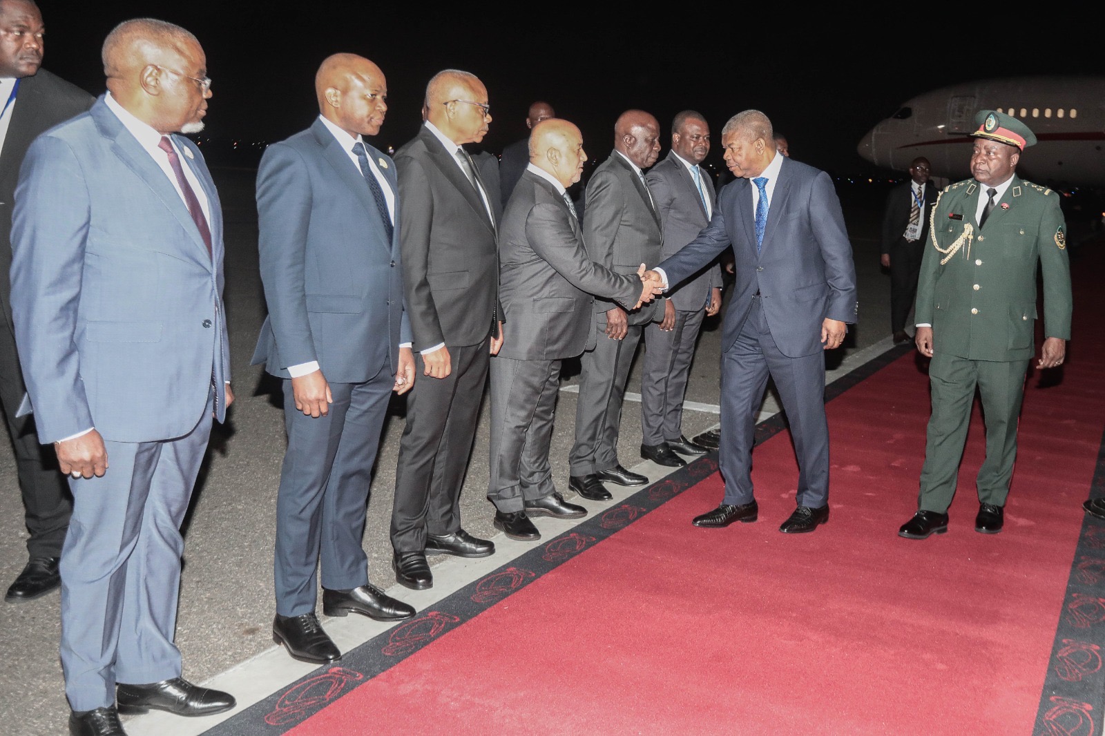 PRESIDENTE JOÃO LOURENÇO REGRESSA AO PAÍS APÓS MISSÃO NO EGIPTO