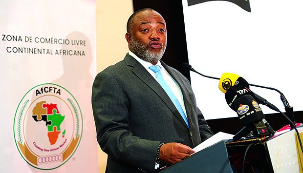 JUÍZES DO ÓRGÃO DA ZCLCA EMPOSSADOS EM LUANDA