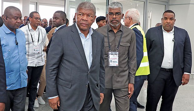 JOÃO LOURENÇO VISITA AEROPORTO INTERNACIONAL Dr. ANTÓNIO AGOSTINHO NETO