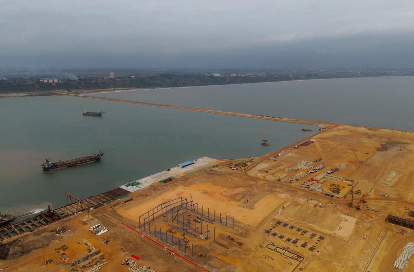 EXECUTIVO VAI LANÇAR CONCURSO PÚBLICO PARA GESTÃO DO TERMINAL DO CAIO EM CABINDA