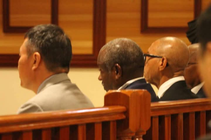 GENERAIS  "DINO" e "KOPELIPA" REGRESSAM AO TRIBUNAL