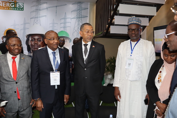 ANGOLA E CÔTE D'IVOIRE ASSINAM MEMORANDO NO SECTOR DOS HIDROCARBONETOS