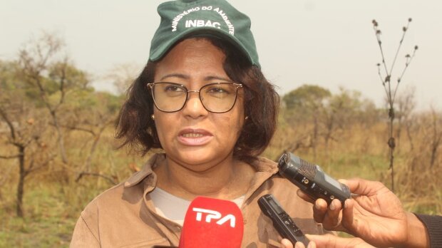 MINISTRA ANA PAULA DE CARVALHO TOMA CONHECIMENTO SOBRE  AS ACTIVIDADES DO SECTOR EM MALANGE