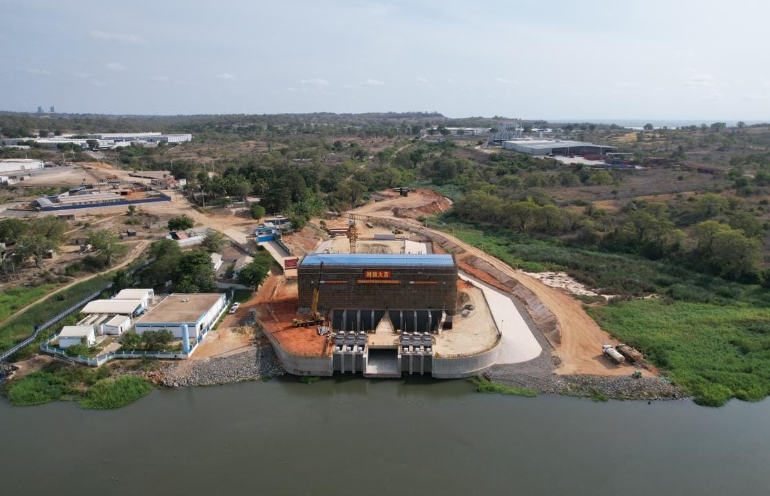 TRABALHOS  DE CONSTRUÇÃO  DO SISTEMA  DE ABASTECIMENTO  DE ÁGUA QUILONGA GRANDE  DECORREM A BOM RITMO