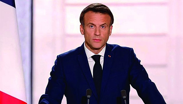 PRESIDENTE FRANCÊS É AGUARDADO EM LUANDA