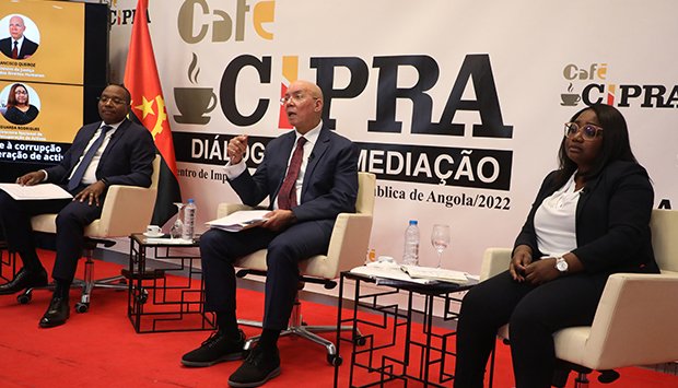 PAÍS POUPA MAIS DE  380 MIL MILHÕES DE KWANZAS COM CERTIFICAÇÃO DE DÍVIDA INTERNA ATRASADA