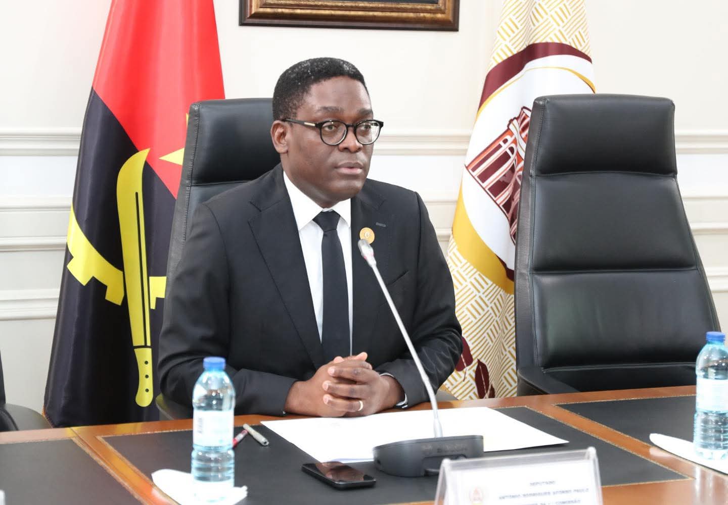 PARECER SOBRE EXECUÇÃO DO ORÇAMENTO GERAL DO ESTADO É APROVADO NA ASSEMBLEIA NACIONAL