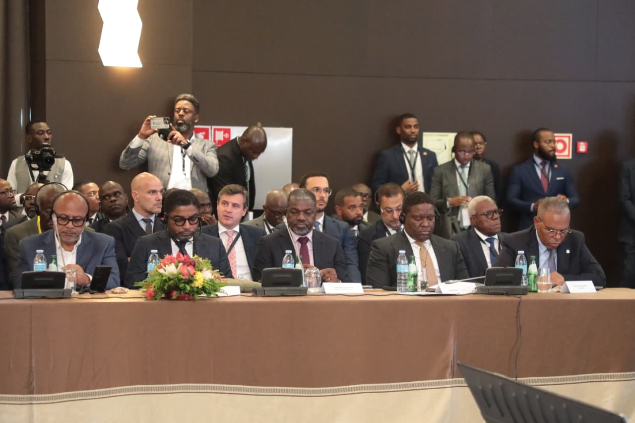 LUANDA ACOLHE FÓRUM ECONÓMICA ANGOLA-GABÃO