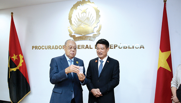 PGR E PROCURADORIA SUPREMA DO VIETNAME TROCAM EXPERIÊNCIAS SOBRE SISTEMAS  JUDICIAIS