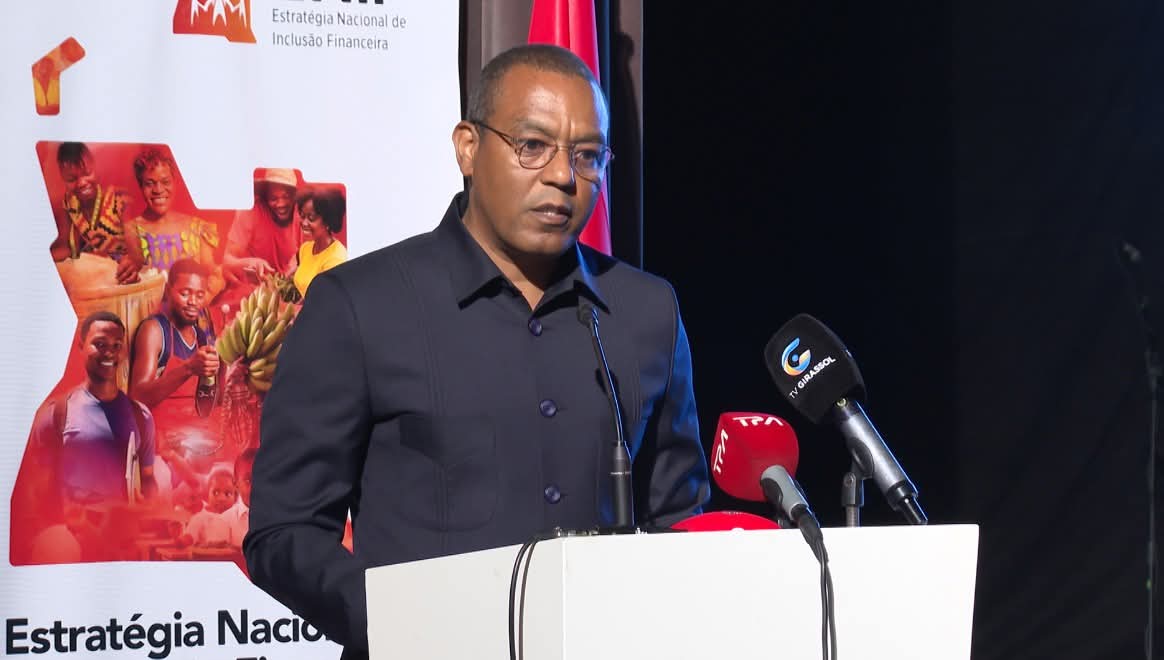 PAÍS PARTICIPA NA 3.ª EDIÇÃO DO FÓRUM ECONÓMICO  ANGOLA – REPÚBLICA DEMOCRÁTICA DO CONGO