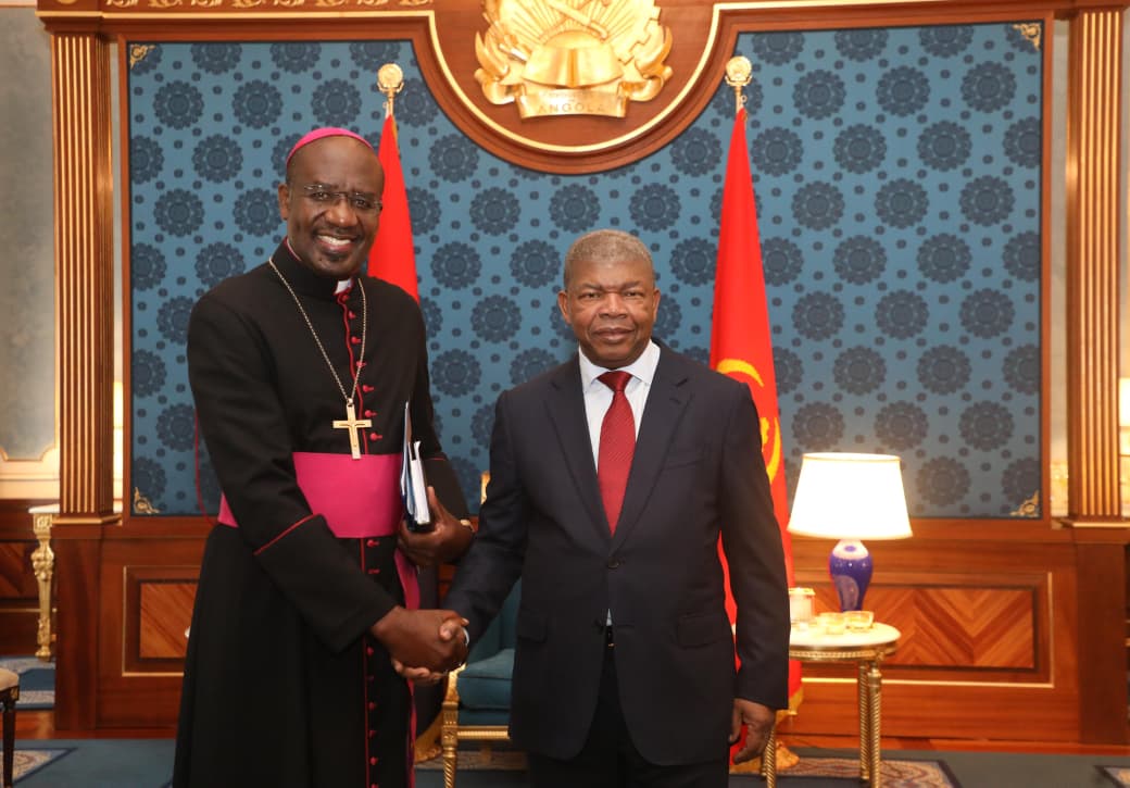 PRESIDENTE DA CONFERÊNCIA EPISCOPAL DE ANGOLA (CEAST) RECEBIDO PELO CHEFE DE ESTADO