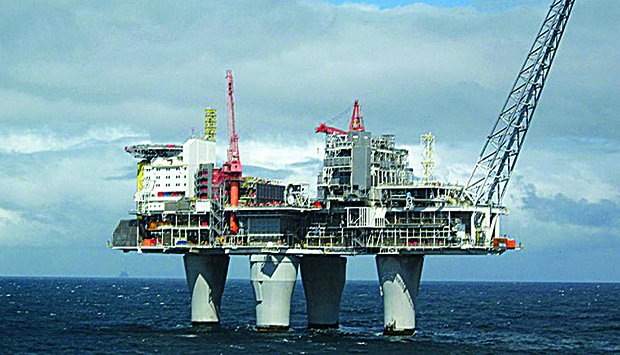 PROCURA GLOBAL DE PETRÓLEO ESTIMADA EM 2,33 POR CENTO