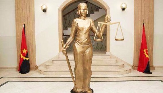 COMBATE À CORRUPÇÃO EM ANGOLA  DESTACADO NO PAÍSES BAIXOS