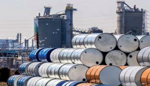 PETRÓLEO NEGOCIADO ACIMA DOS 132 DÓLARES