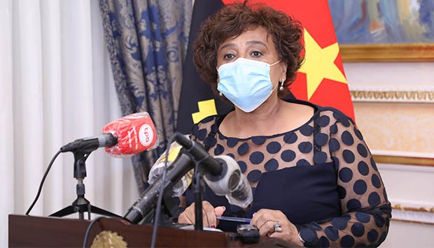 PAÍS PREPARADO PARA ACUDIR  DOENTES  COM JUNTA DE SAÚDE