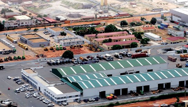 ZEE-APRESENTA INICIATIVA NA FEIRA INTERNACIONAL DO PORTO