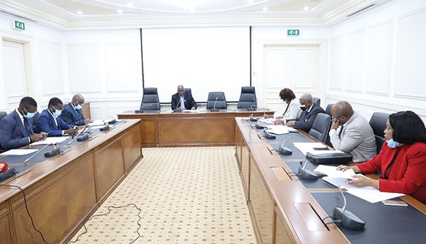 ASSEMBLEIA NACIONAL  COM 50 OBSERVADORES INTERNACIONAIS