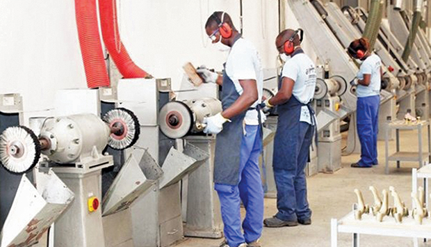 ANGOLA: MAIS DE 70 MIL NOVOS POSTOS DE TRABALHO FORAM ASSEGURADO