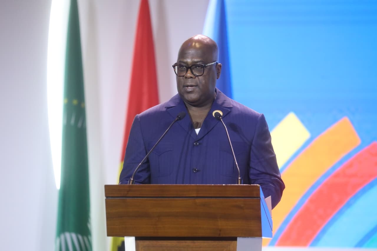 PRESIDENTE JOÃO LOURENÇO VISITA EXPOSIÇÕES ARTÍSTICAS DA BIENAL DE LUANDA