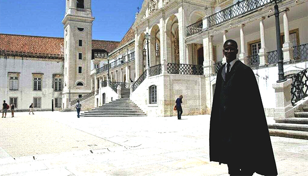 CANDIDATURAS DE BOLSAS DE ESTUDO PARA LICENCIATURA EM PORTUGAL ENCERRAM AMANHÃ