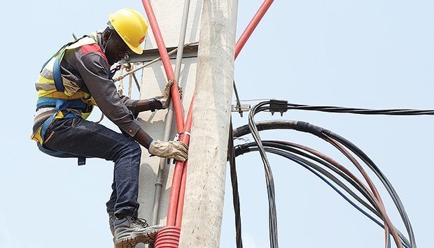 AVARIAS DE ALTA TENSÃO EMVIANA PRIVA ALGUMAS ZONAS DO MUNICÍPIO DE ENERGIA ELÉCTRICA