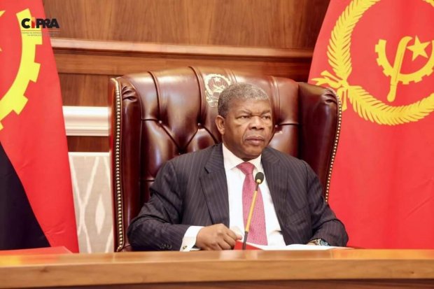 PRESIDENTE DA REPÚBLICA JÁ NÃO VIAJA PARA BRAZZAVILLE