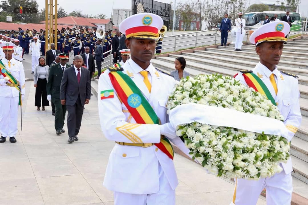 PRESIDENTE JOÃO LOURENÇO  VISITA MEMORIAL DA VITÓRIA DE ADWA EM ADIS ABEBA